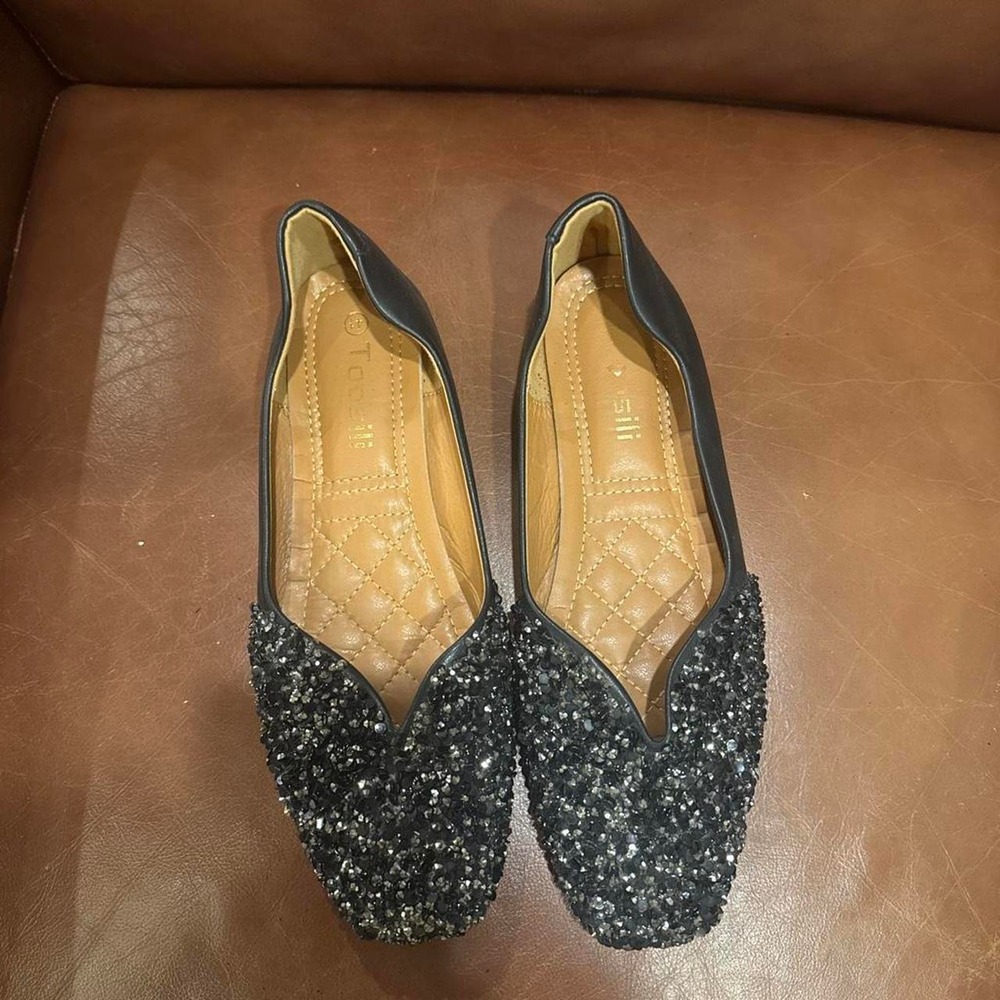 Black & silver sparkly flats with rhinestone embellishments